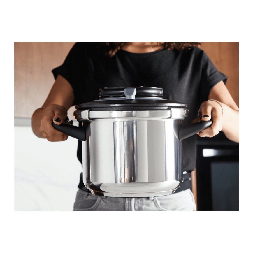 Tefal - Pressure cooker 8 l CLIPSO+ CHEF stainless steel