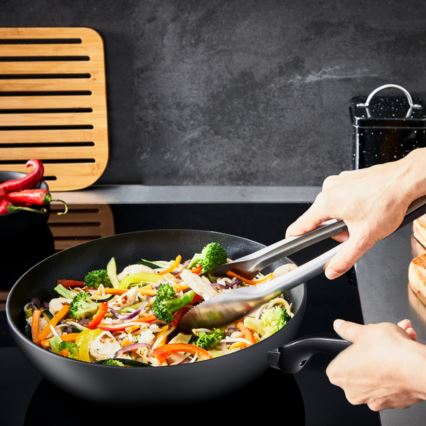 Tefal - TITANIUM FORCE 28 cm Wok Pan