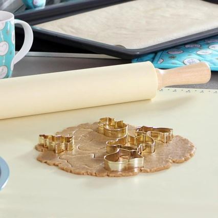 TORO 43 cm Wooden Rolling Pin with Silicone Coating, Cream