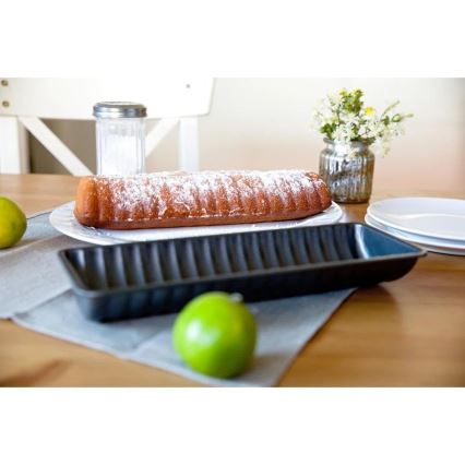 TORO Baking Pan 31.5 x 12 cm, Black