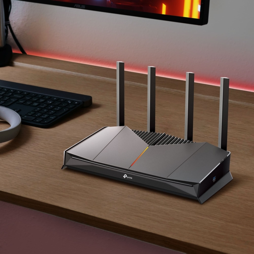 TP-Link - Gaming dual-band Wi-Fi 7 router