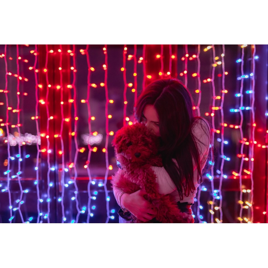 Twinkly - LED RGBW Dimmable outdoor Christmas curtain CURTAIN 210xLED 6,1m IP44 Wi-Fi