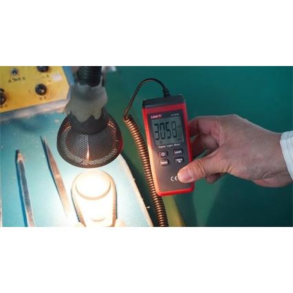 Uni-T UT383S - Lux meter 3xAAA