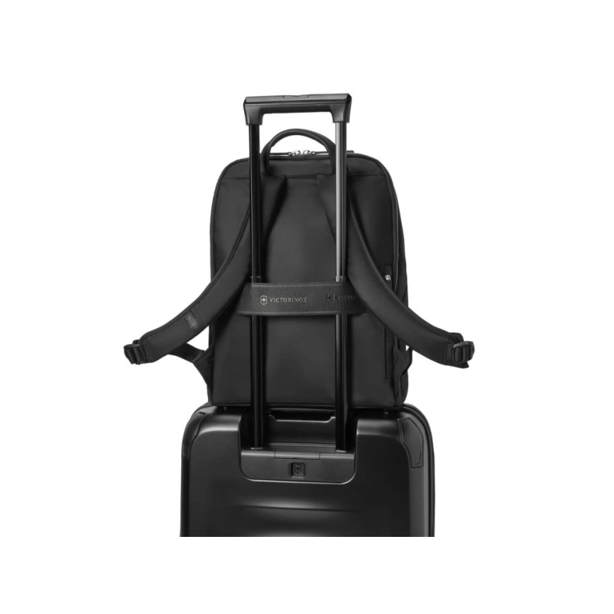 Victorinox - Backpack Victoria Signature Deluxe 18 l black