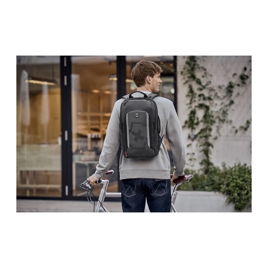 Victorinox - Expandable backpack Touring 2.0 Traveler 33 l black