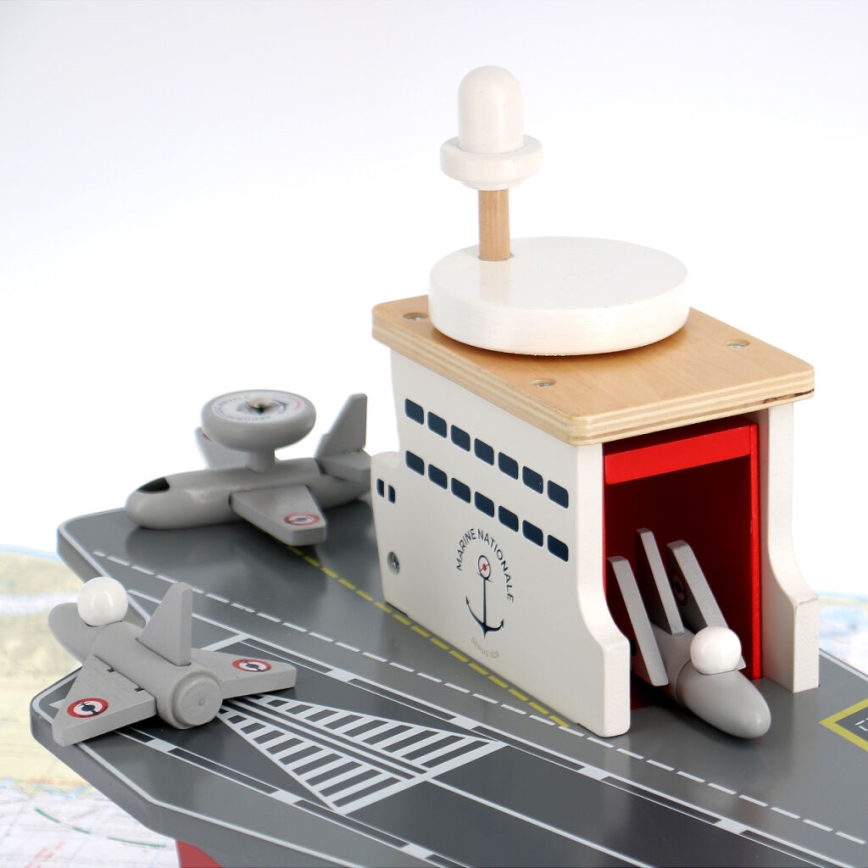 Vilac - Wooden aircraft carrier with accessories