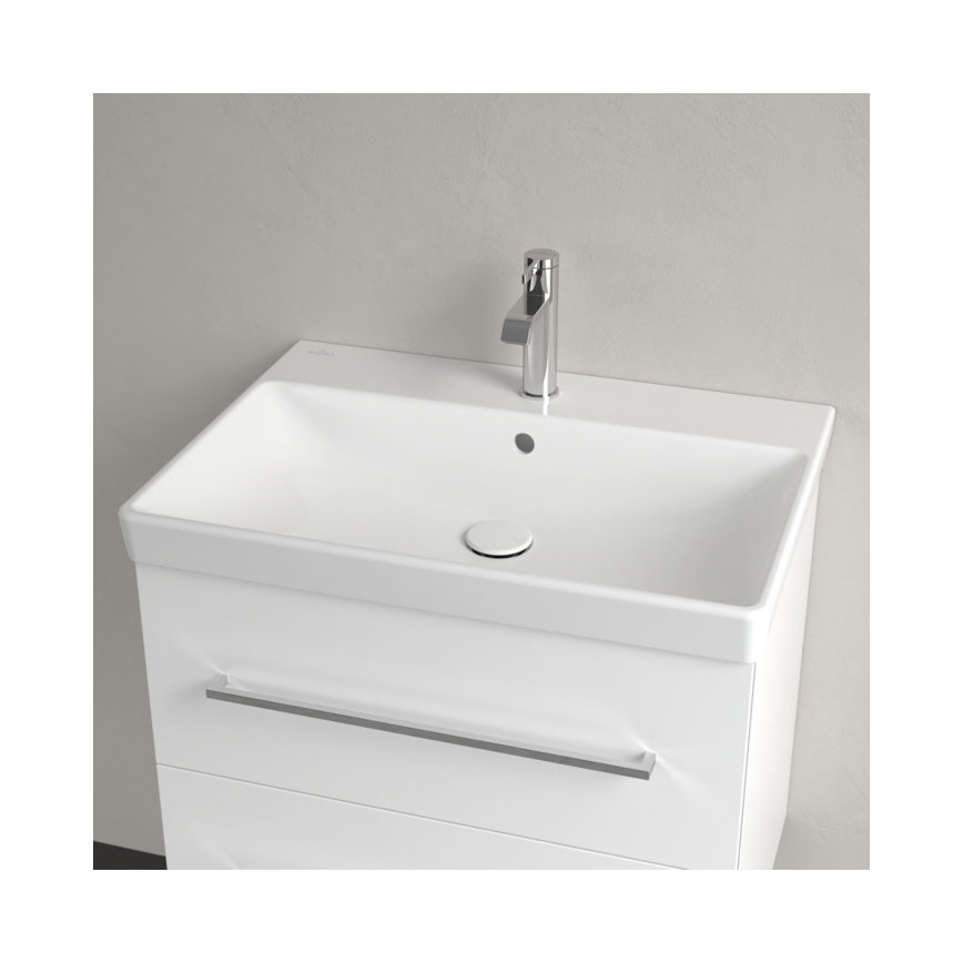 Villeroy & Boch 41586501 - AVENTO Recessed Washbasin 65 x 47 cm, Ceramic/White