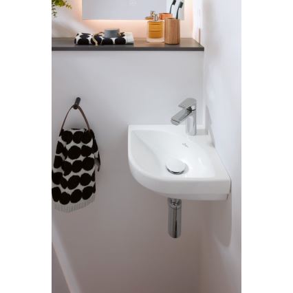 Villeroy & Boch 43714601 - SUBWAY 3.0 Corner wall-hung washbasin 32x32 cm ceramic/white