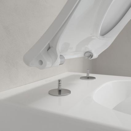 Villeroy & Boch 4611RS01 - Wall-hung toilet with SoftClose seat VENTICELLO ceramic/white