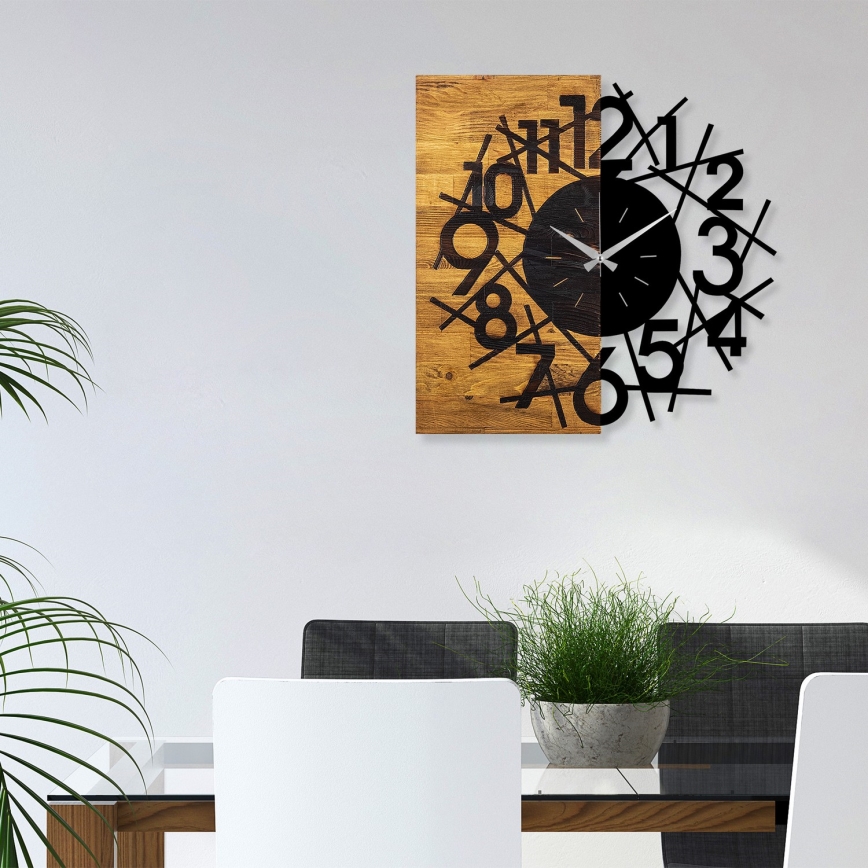 Wall clock 59x58 cm 1xAA wood/metal