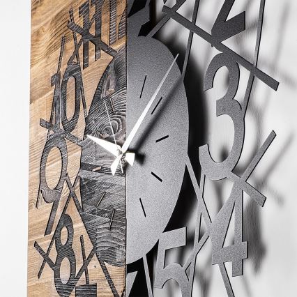 Wall clock 59x58 cm 1xAA wood/metal