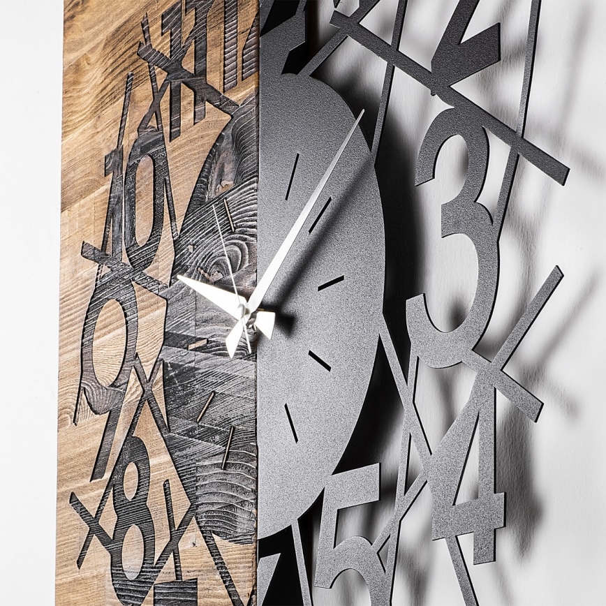Wall clock 59x58 cm 1xAA wood/metal