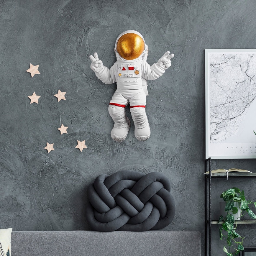 Wall decoration 47x35 cm astronaut gold