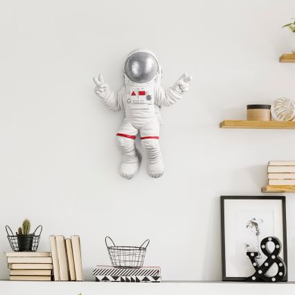 Wall decoration 47x35 cm astronaut silver