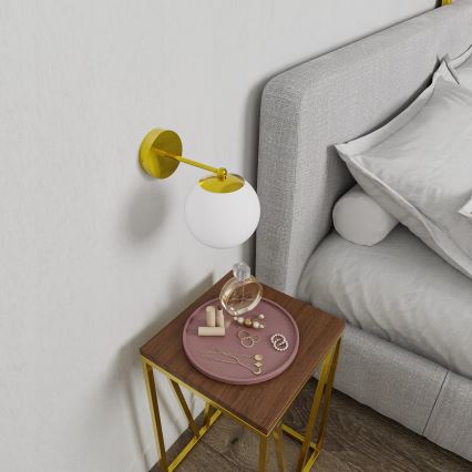 Wall lamp 1xE27/40W/230V gold/white