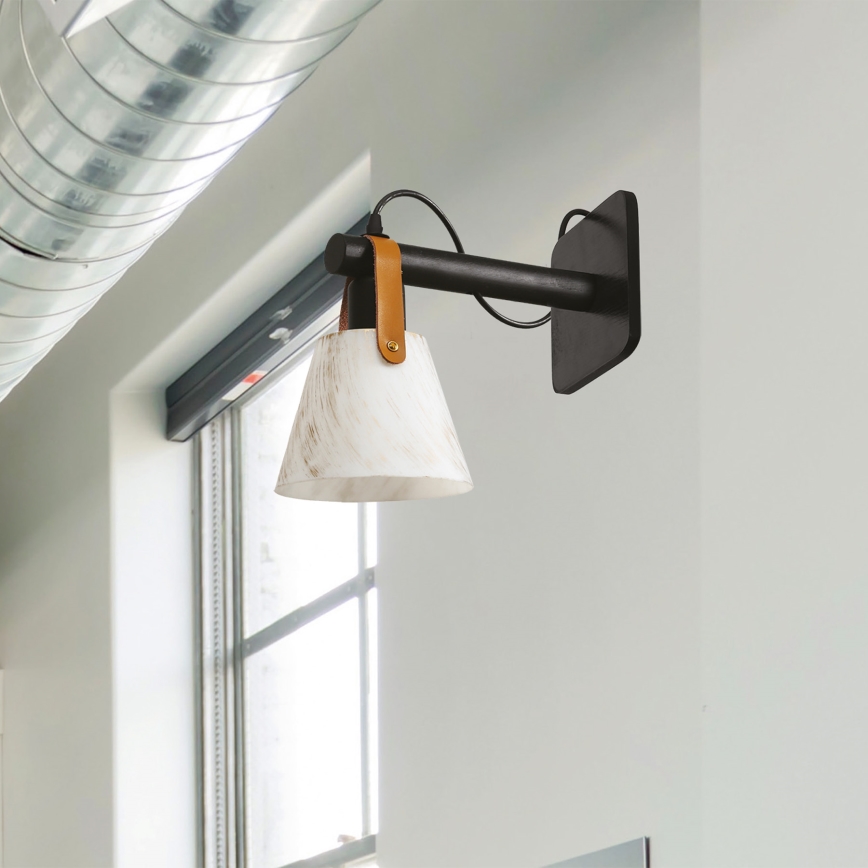 Wall lamp 1xE27/40W/230V white