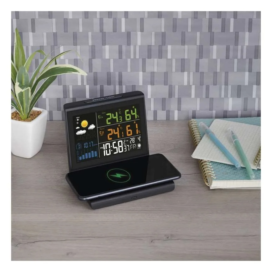 Weather Station with 5V Wireless Charging — 2×AA + 2×AAA, Black