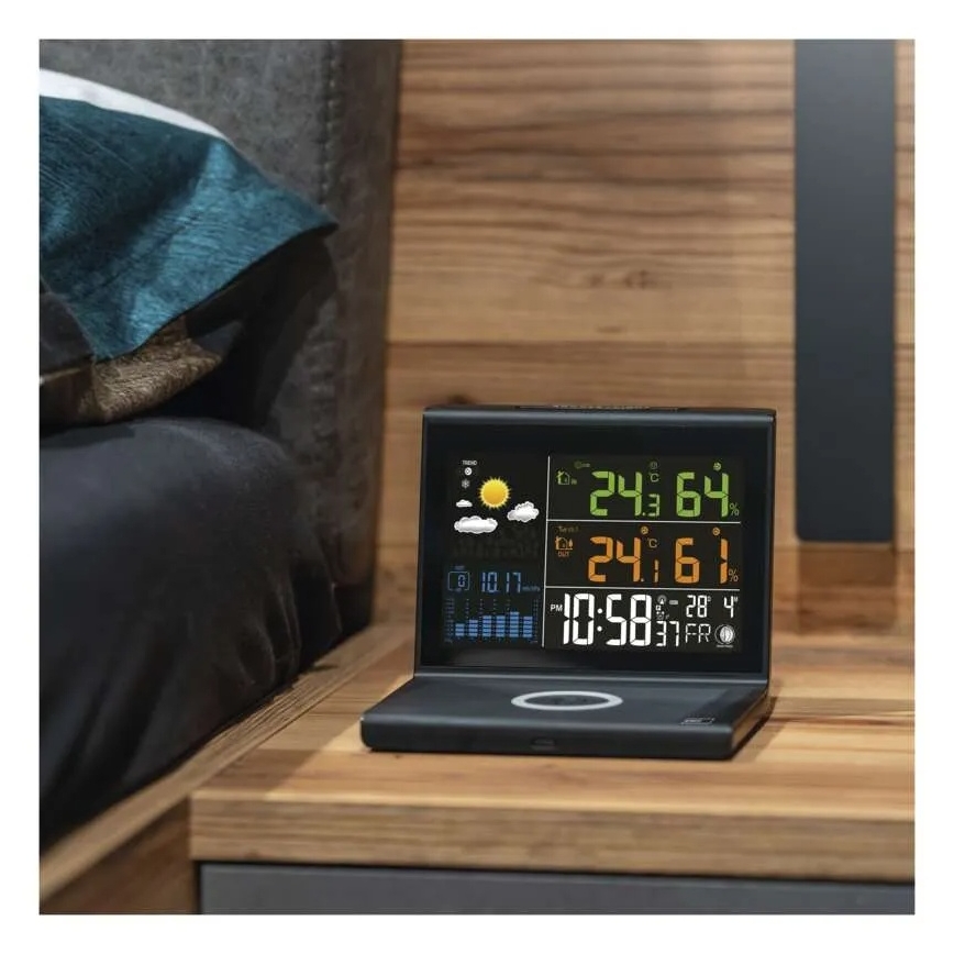 Weather Station with 5V Wireless Charging — 2×AA + 2×AAA, Black