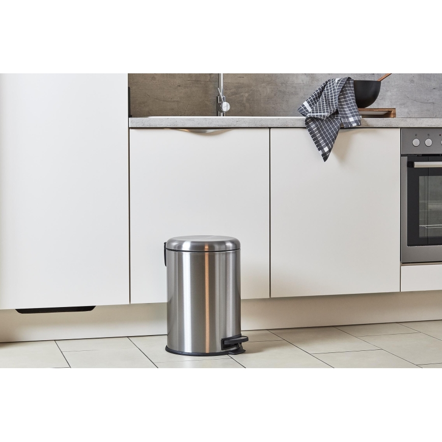 WENKO 22704100 - LEMAN Waste Bin 30,5x44 cm stainless steel/satin/black