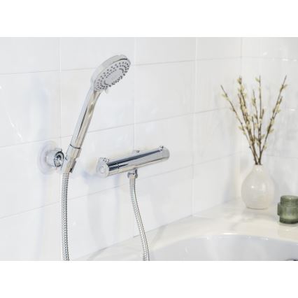 WENKO 24918100 - BASIC LINE Shower Head 9.5 x 9.5 cm, Glossy Chrome/Silver