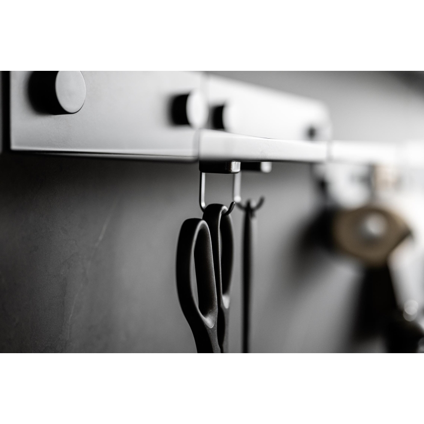 WENKO 71149800 - JET Hooks 2,2x3,9 cm black/silver