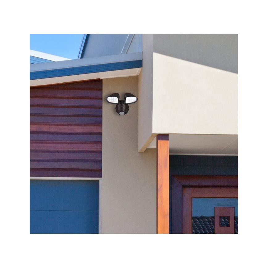 Westinghouse 63643 - LED Outdoor floodlight with a sensor LED/17,5W/230V IP44