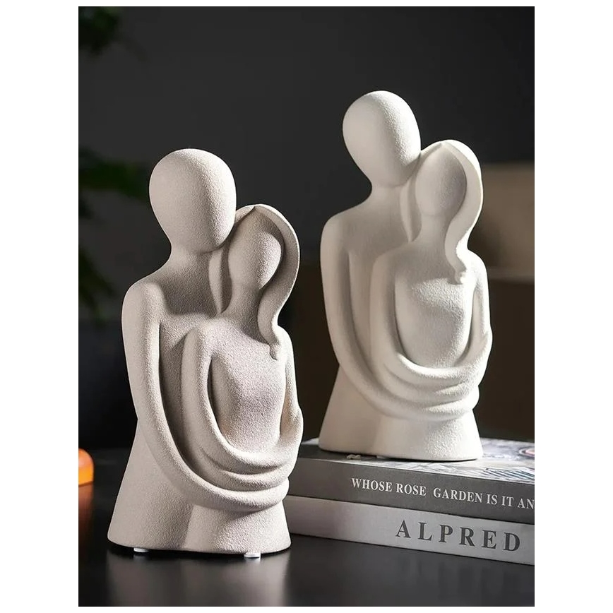 White ceramic tabletop decoration, 21 x 8.5 x 10 cm