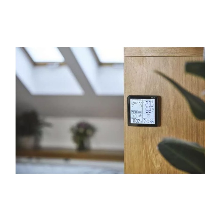 Wireless weather station with an alarm clock 3xAA black