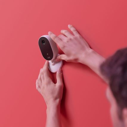 WiZ - Set for monitoring the household: 1x camera + 3x LED RGB bulb A60 E27/8,5W/230V Wi-Fi