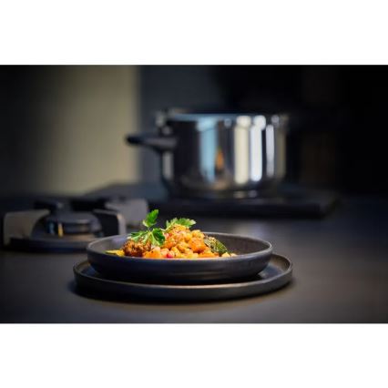 WMF Perfect Premium 4.5 L Stainless Steel Pressure Cooker