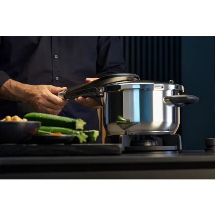 WMF Perfect Premium 4.5 L Stainless Steel Pressure Cooker