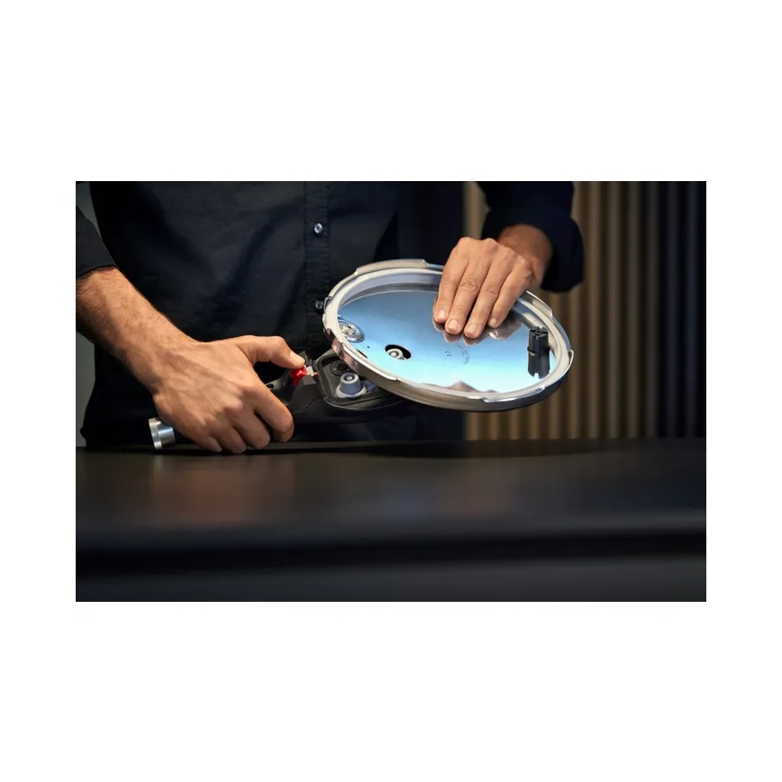 WMF - Pressure cooker set 6.5 L + 3 L PERFECT PREMIUM