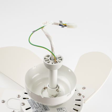 ZEVENTI - Ceiling fan FAMARA 1xE14/60W/230V white